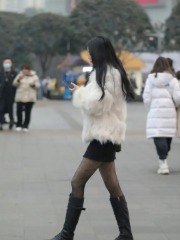 被偏爱的小花妖快穿52